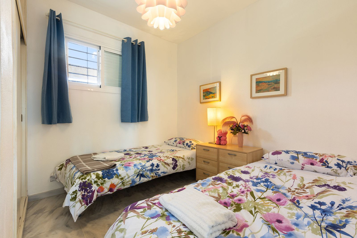 2 Bed Apartment for sale in La Carihuela Costa Del Sol, Málaga, Spain