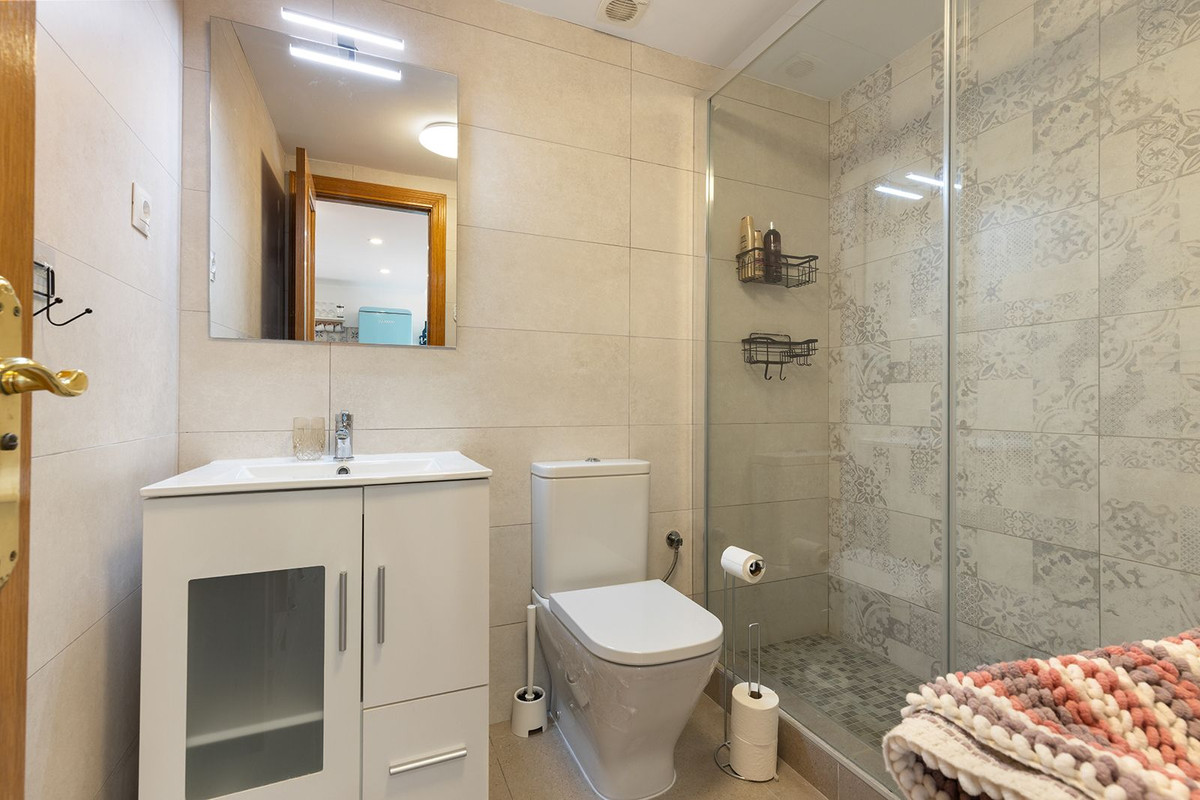 2 Bed Apartment for sale in La Carihuela Costa Del Sol, Málaga, Spain