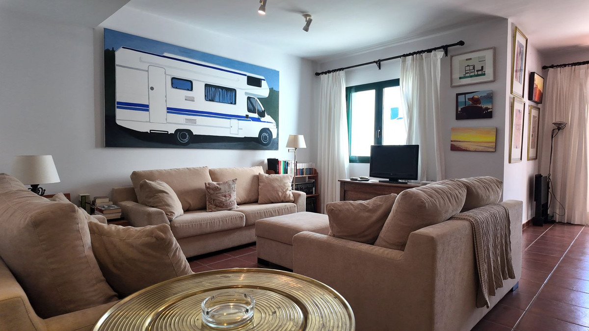 5 Bed Townhouse for sale in San Pedro De Alcántara Costa Del Sol, Málaga, Spain