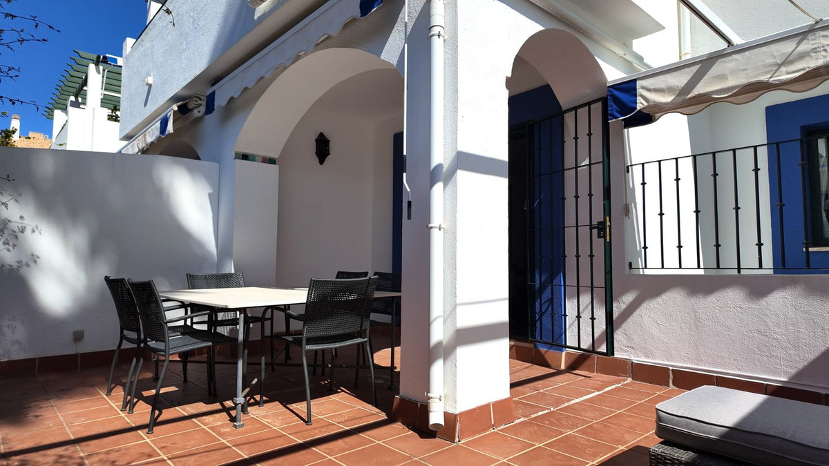 5 Bed Townhouse for sale in San Pedro De Alcántara Costa Del Sol, Málaga, Spain