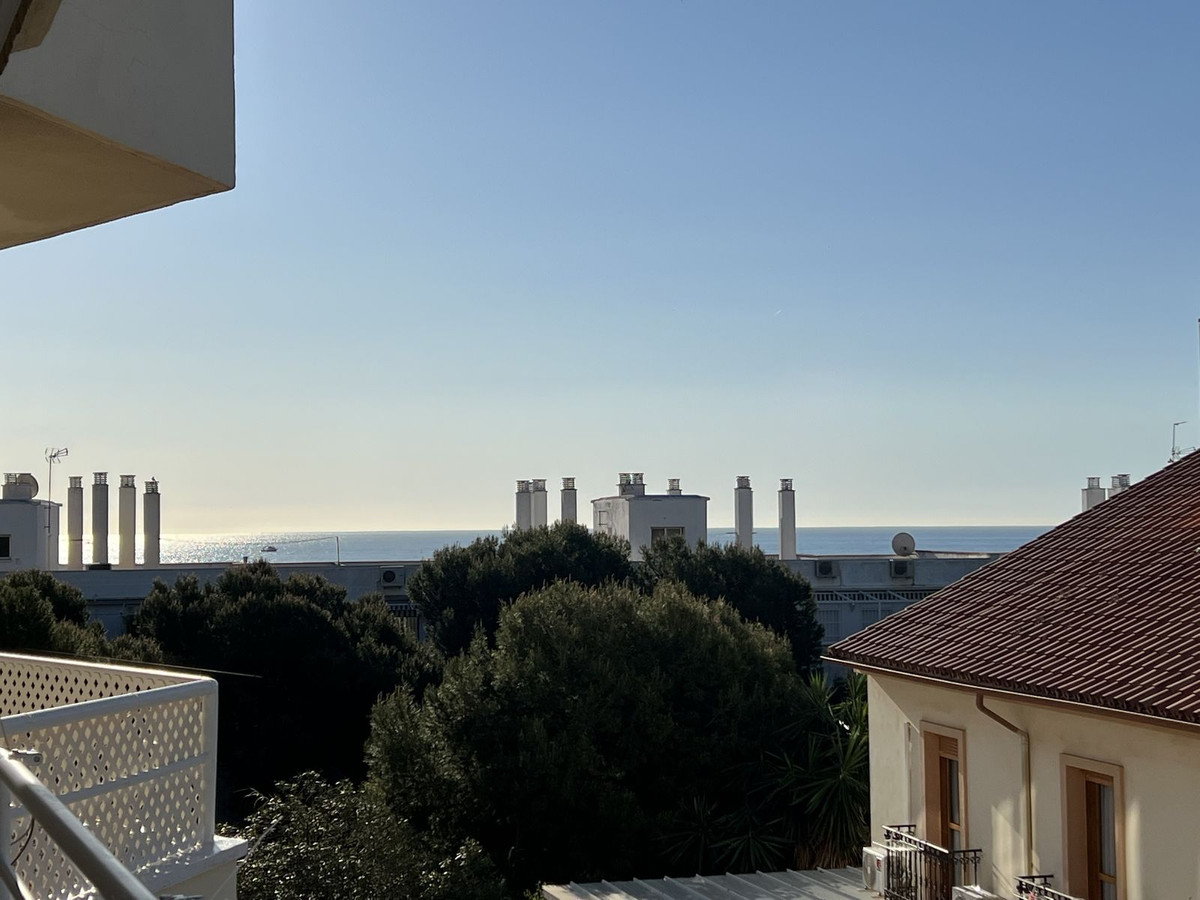 Se vende Apartamento Planta Media de 3 dormitorios en Costa Del Sol, Málaga, España
