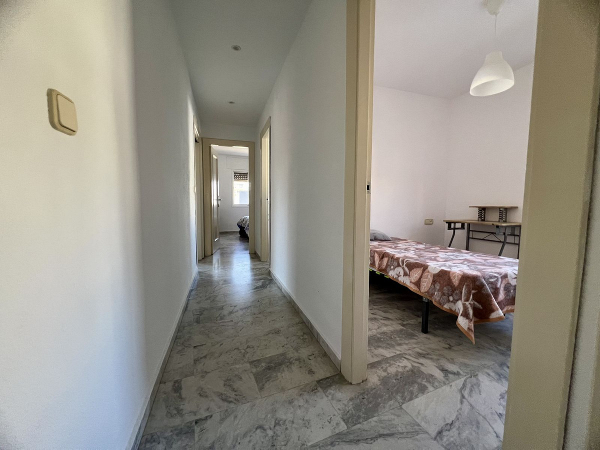 Se vende Apartamento Planta Media de 3 dormitorios en Costa Del Sol, Málaga, España