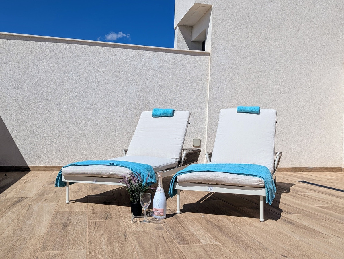 2 Bed Apartment for sale in Villamartin Costa Blanca, Alicante, Spain