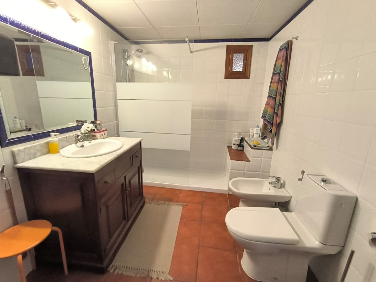 Se vende Finca - Cortijo de 4 dormitorios en Costa Blanca, Alicante, España