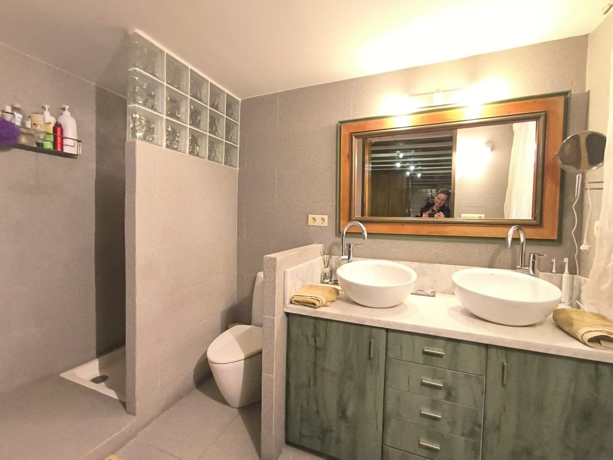 Se vende Finca - Cortijo de 4 dormitorios en Costa Blanca, Alicante, España