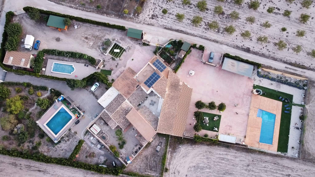 Se vende Villa - Chalet de 10 dormitorios en Costa Blanca, Alicante, España
