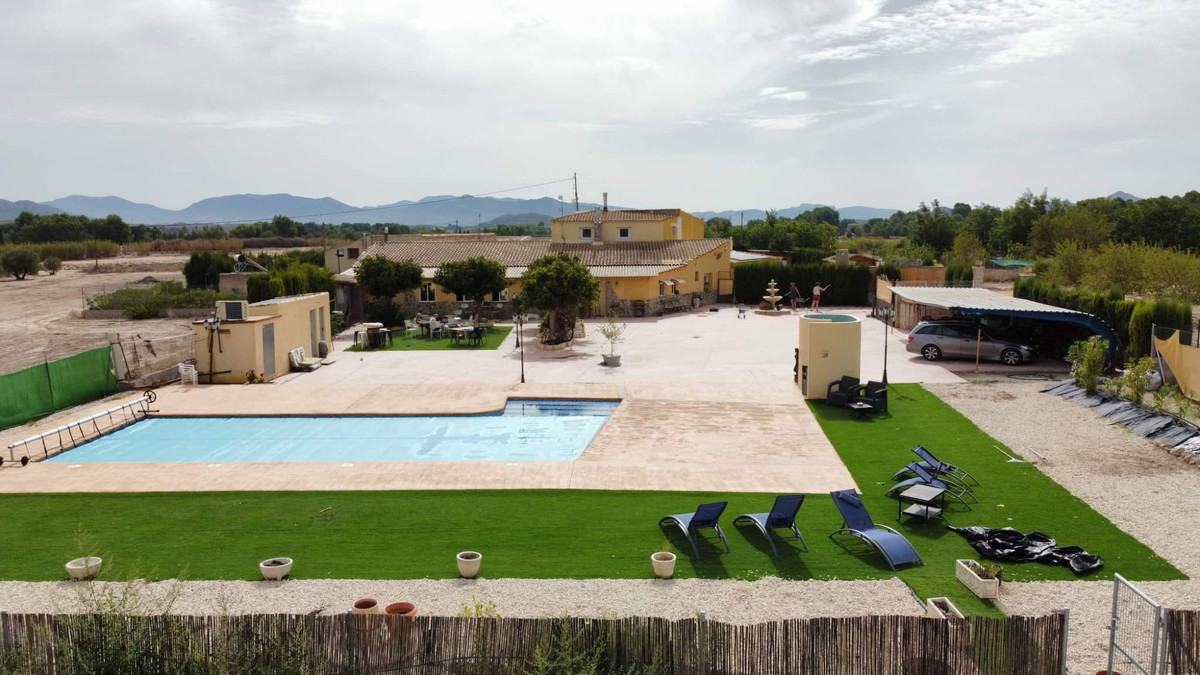 Se vende Villa - Chalet de 10 dormitorios en Costa Blanca, Alicante, España