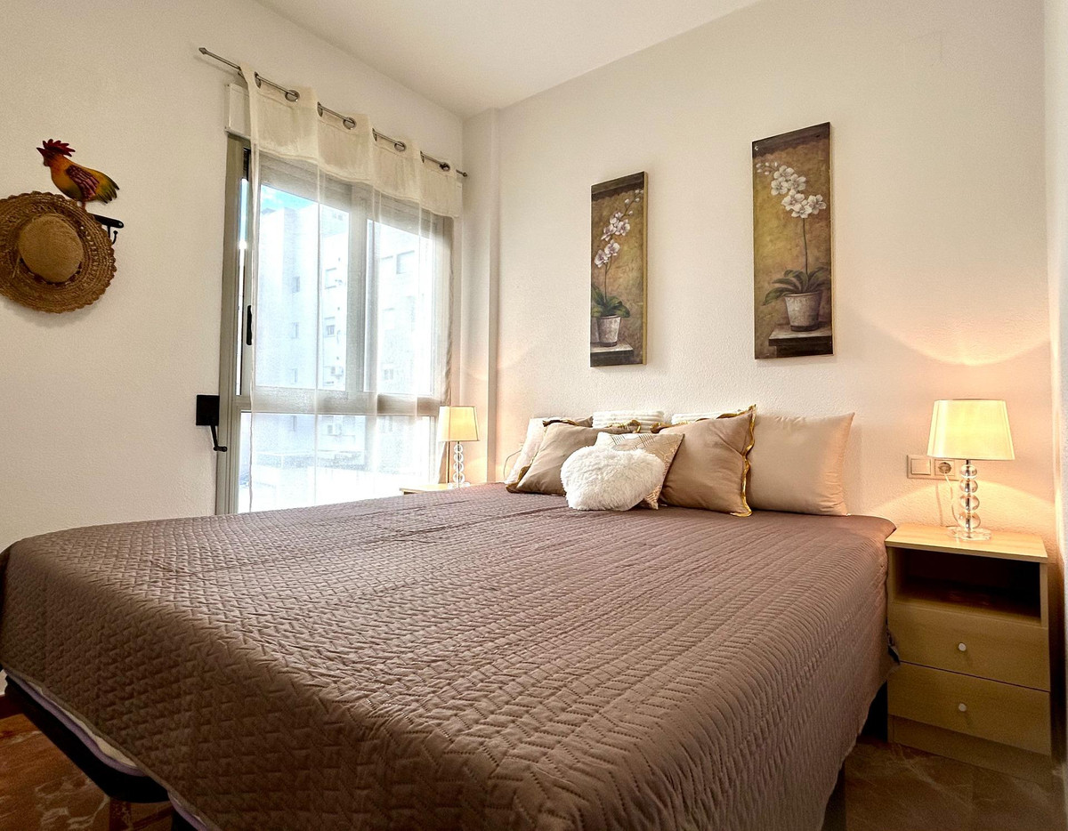 Se vende Apartamento Planta Media de 3 dormitorios en Costa Blanca, Alicante, España
