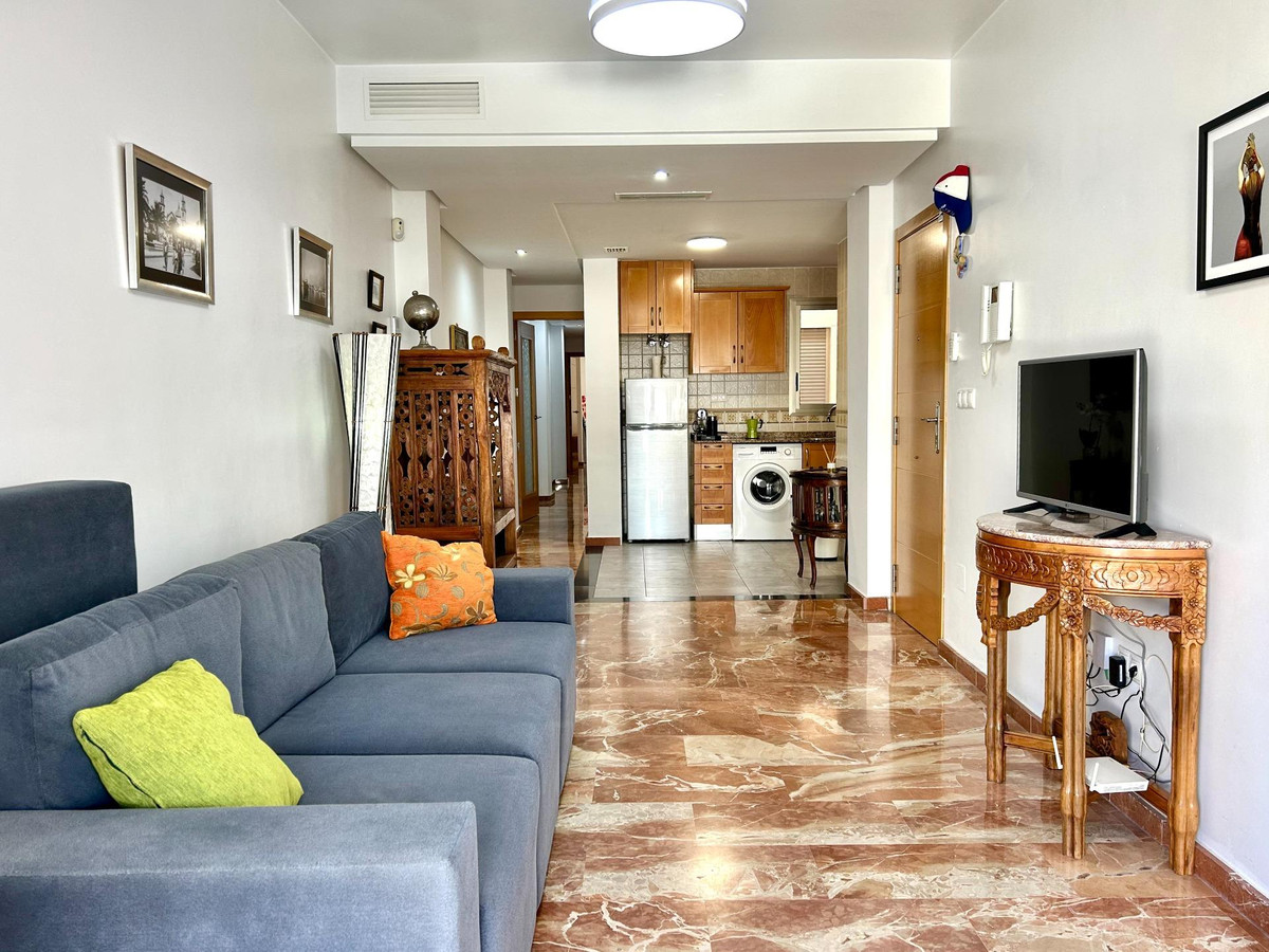 Se vende Apartamento Planta Media de 3 dormitorios en Costa Blanca, Alicante, España