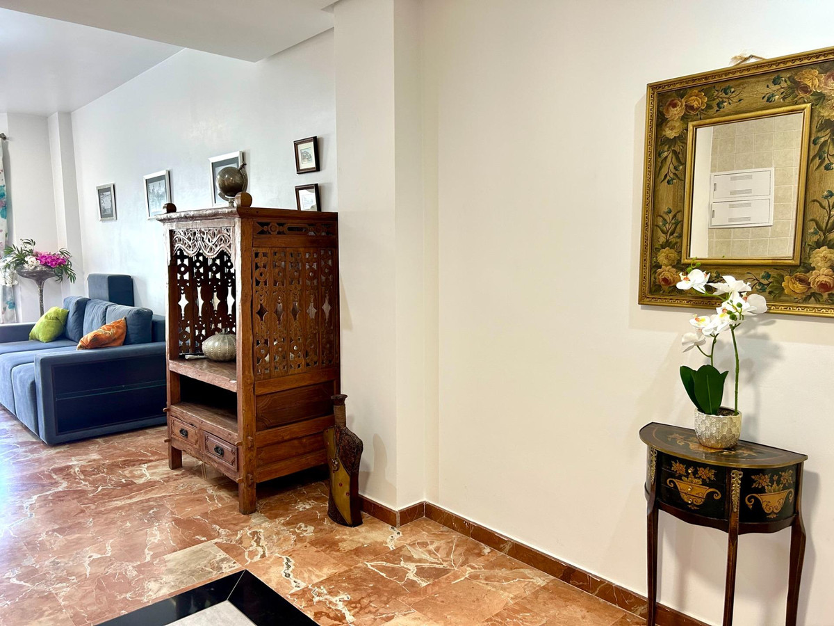 Se vende Apartamento Planta Media de 3 dormitorios en Costa Blanca, Alicante, España
