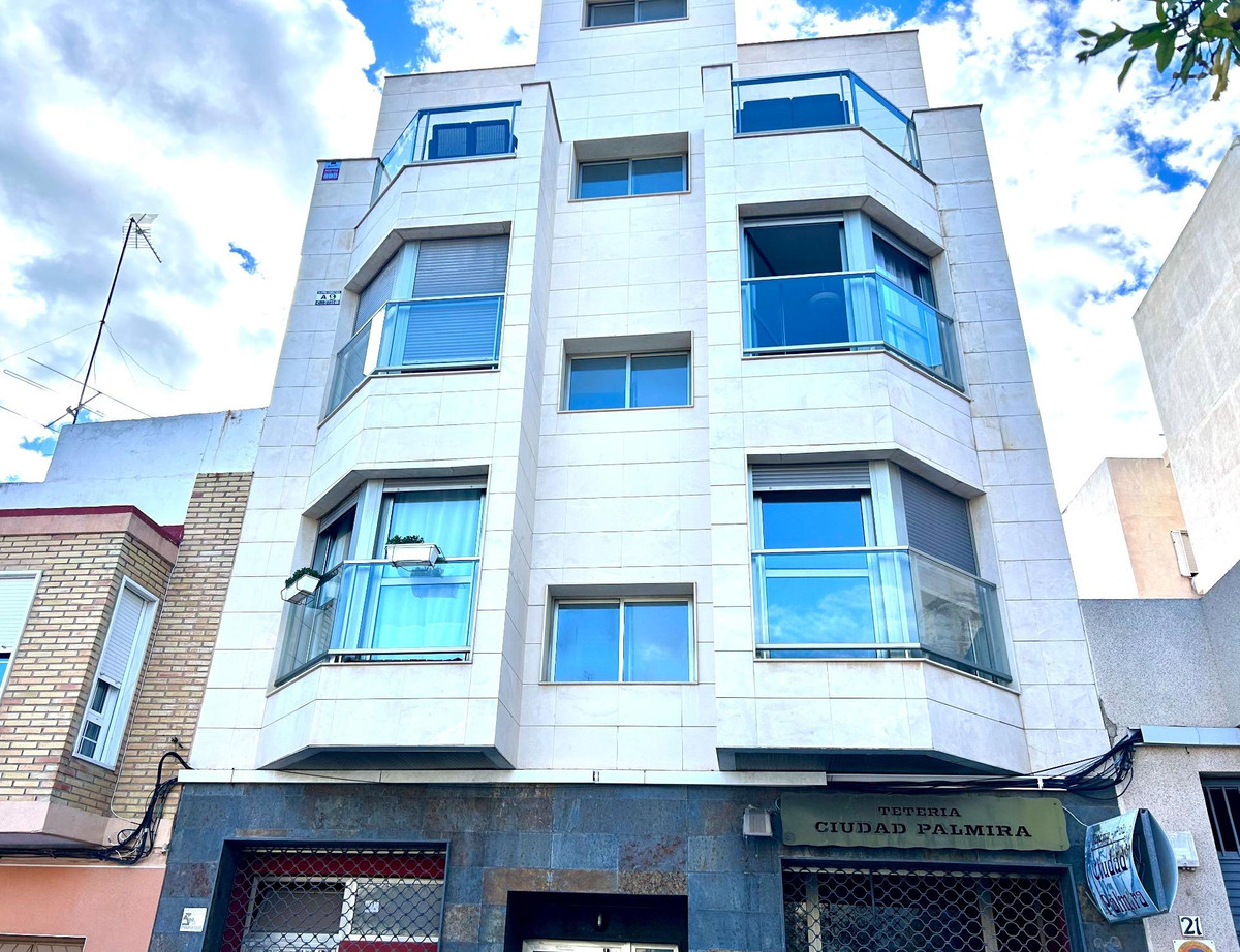 Se vende Apartamento Planta Media de 3 dormitorios en Costa Blanca, Alicante, España