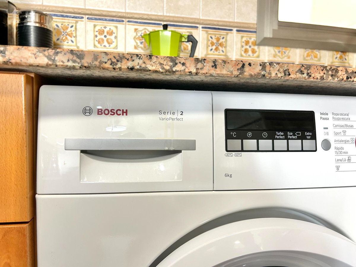Se vende Apartamento Planta Media de 3 dormitorios en Costa Blanca, Alicante, España