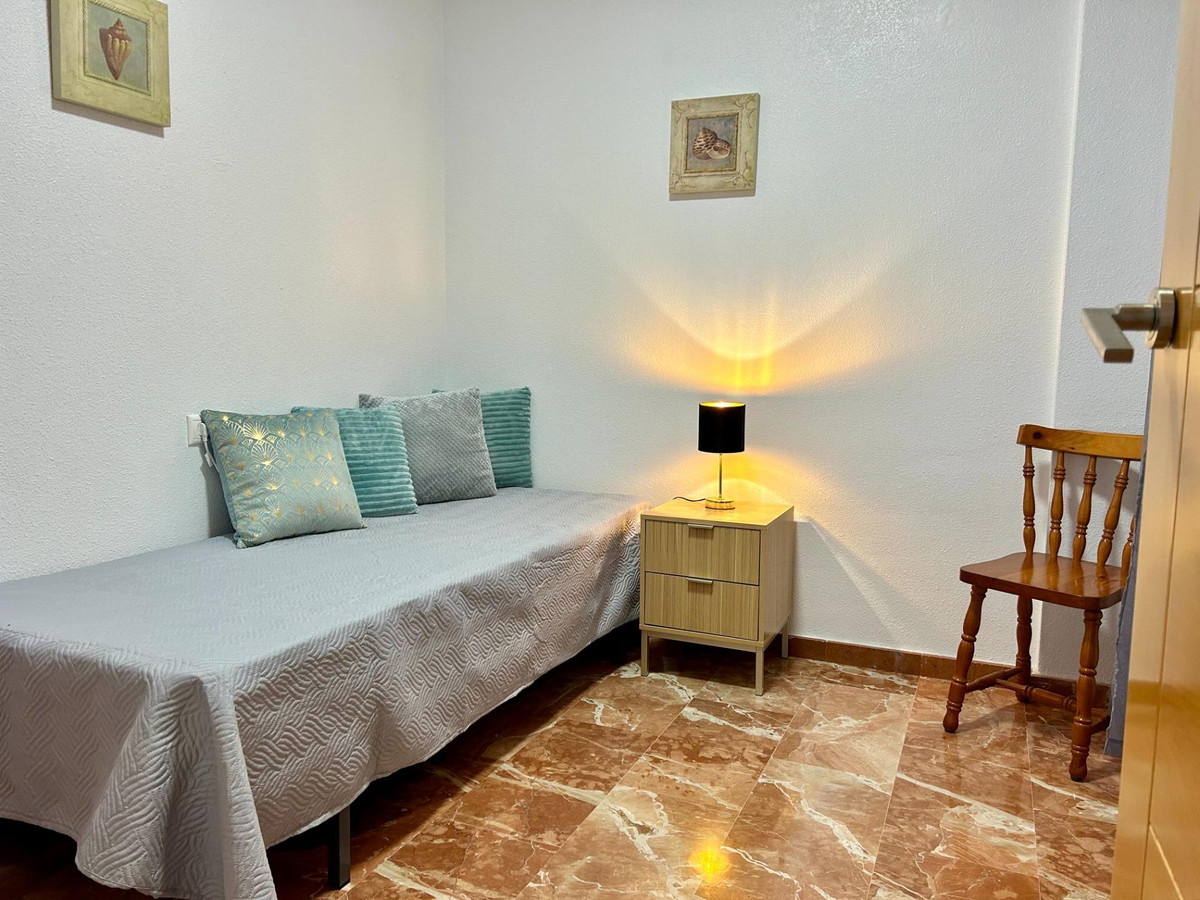 Se vende Apartamento Planta Media de 3 dormitorios en Costa Blanca, Alicante, España