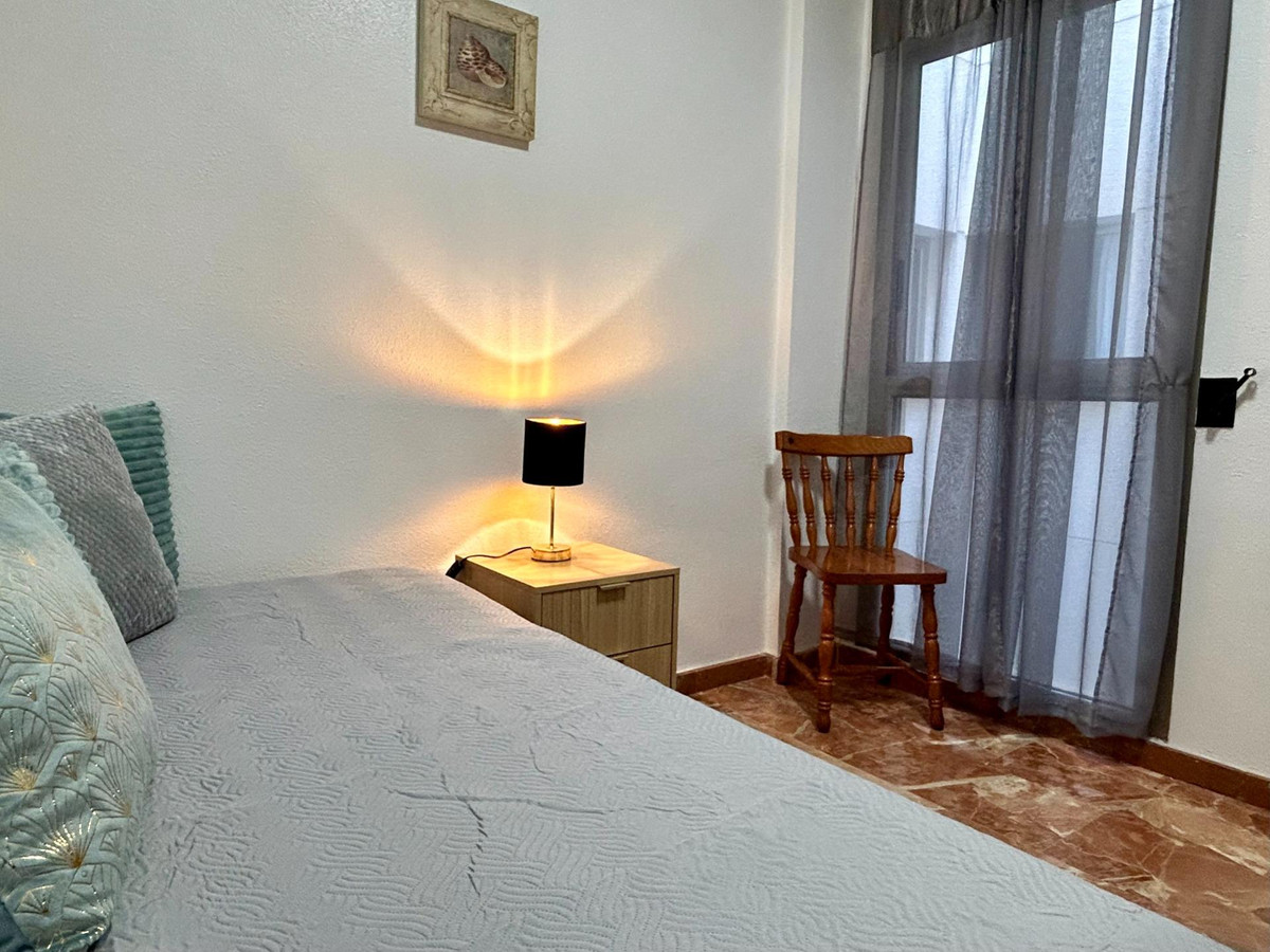 Se vende Apartamento Planta Media de 3 dormitorios en Costa Blanca, Alicante, España