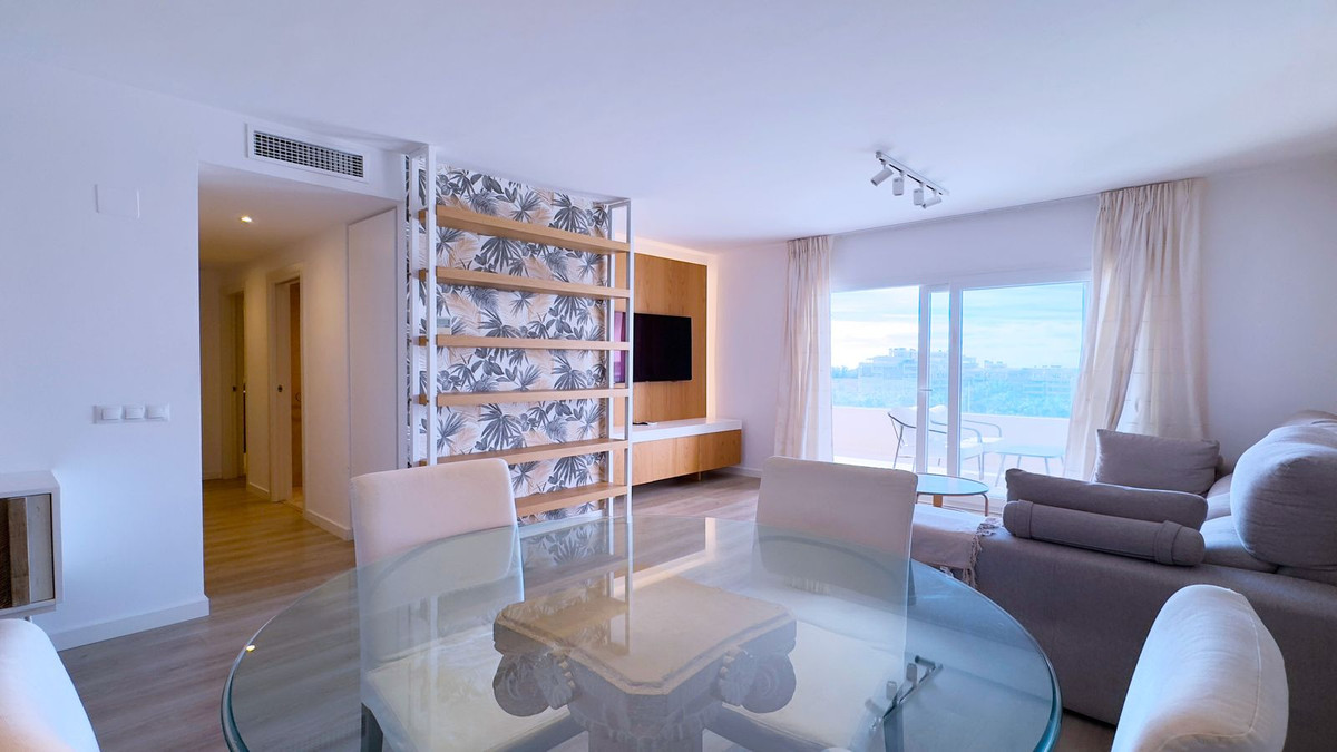 Se vende Apartamento Planta Media de 3 dormitorios en Costa Del Sol, Málaga, España