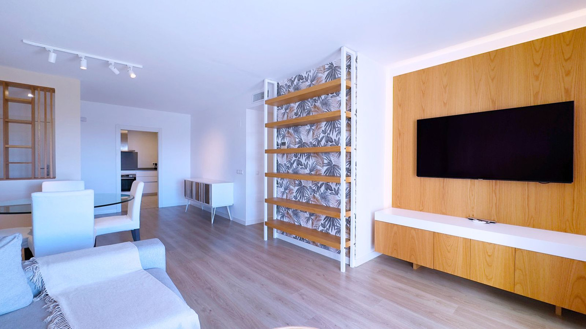 Se vende Apartamento Planta Media de 3 dormitorios en Costa Del Sol, Málaga, España