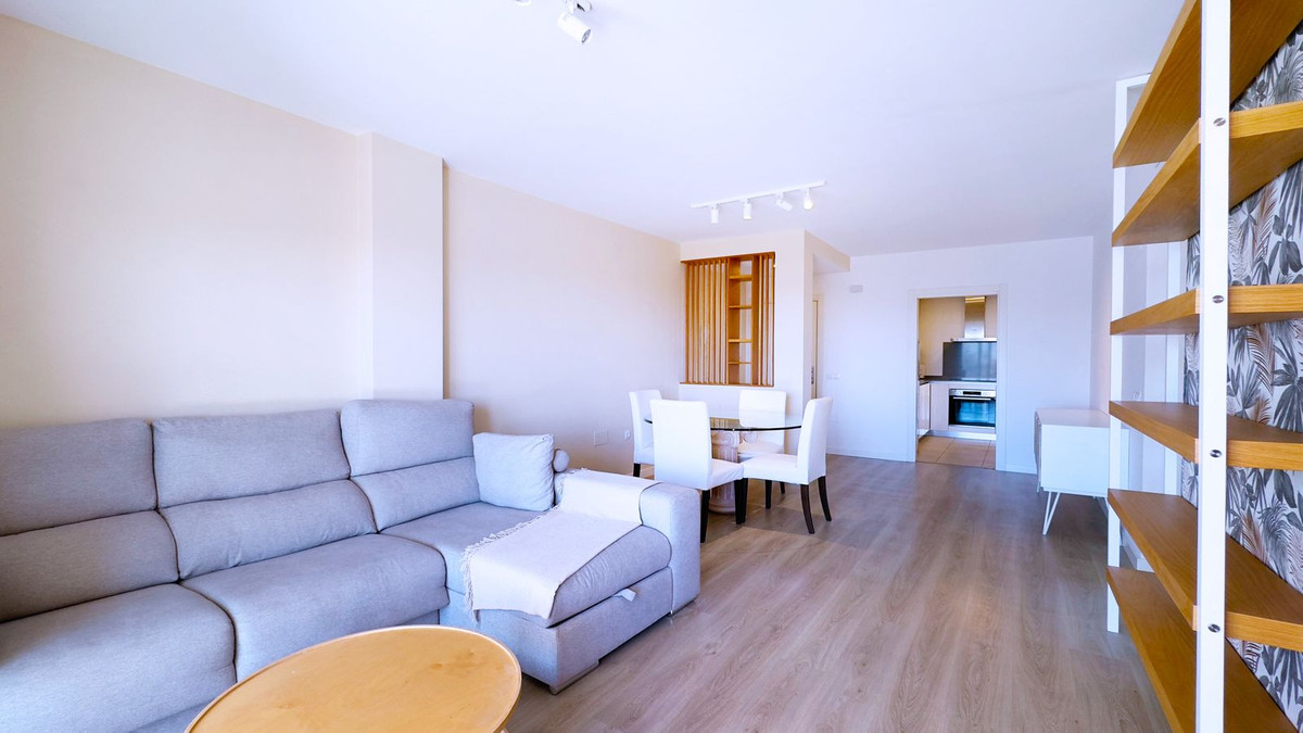 Se vende Apartamento Planta Media de 3 dormitorios en Costa Del Sol, Málaga, España