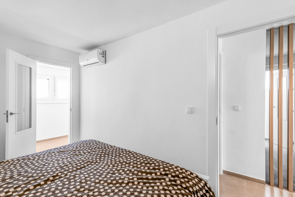 Se vende Apartamento en Planta Última de 2 dormitorios en Costa Blanca, Alicante, España