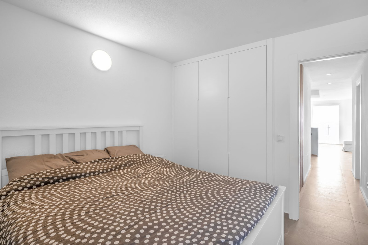 Se vende Apartamento en Planta Última de 2 dormitorios en Costa Blanca, Alicante, España