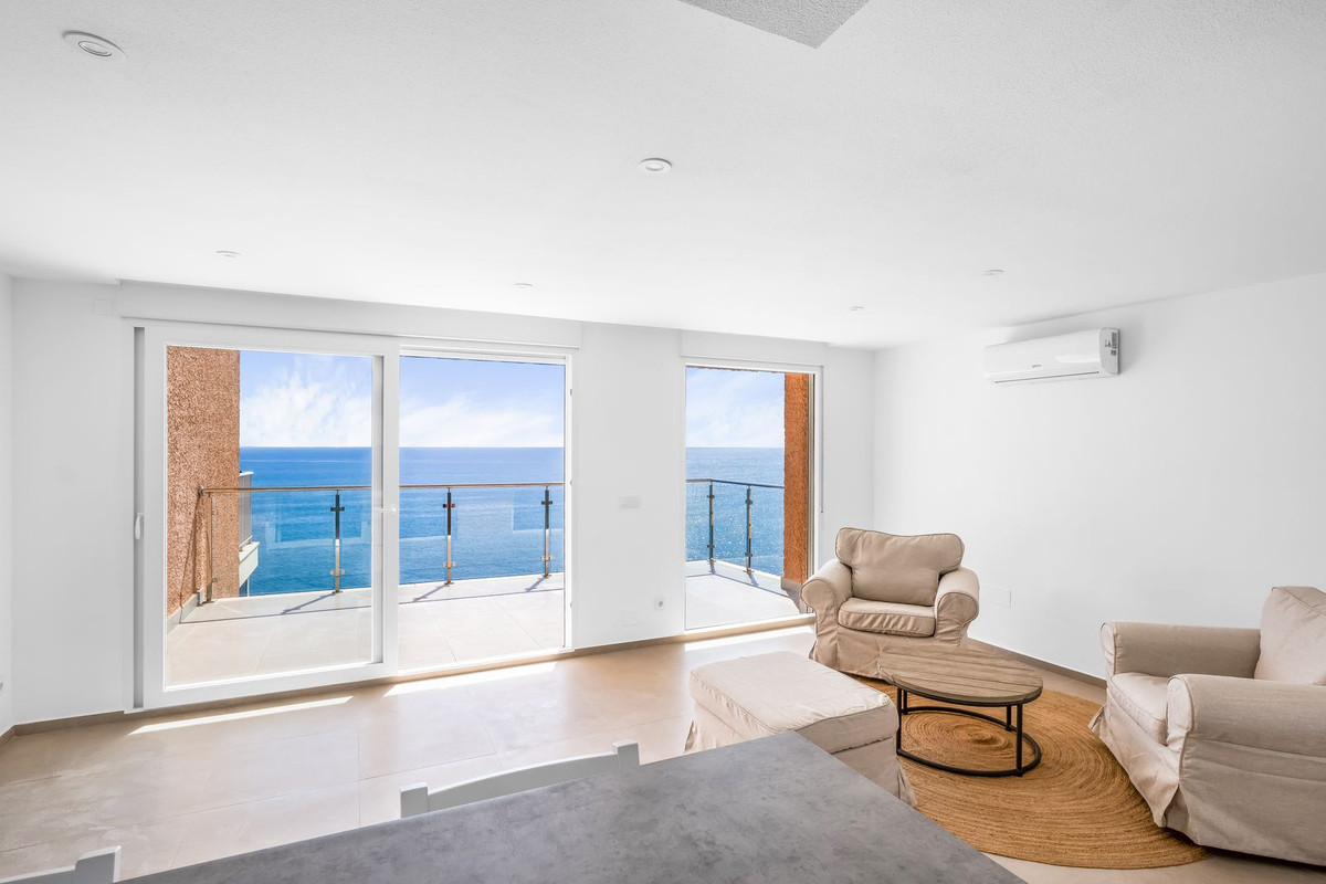 Se vende Apartamento en Planta Última de 2 dormitorios en Costa Blanca, Alicante, España