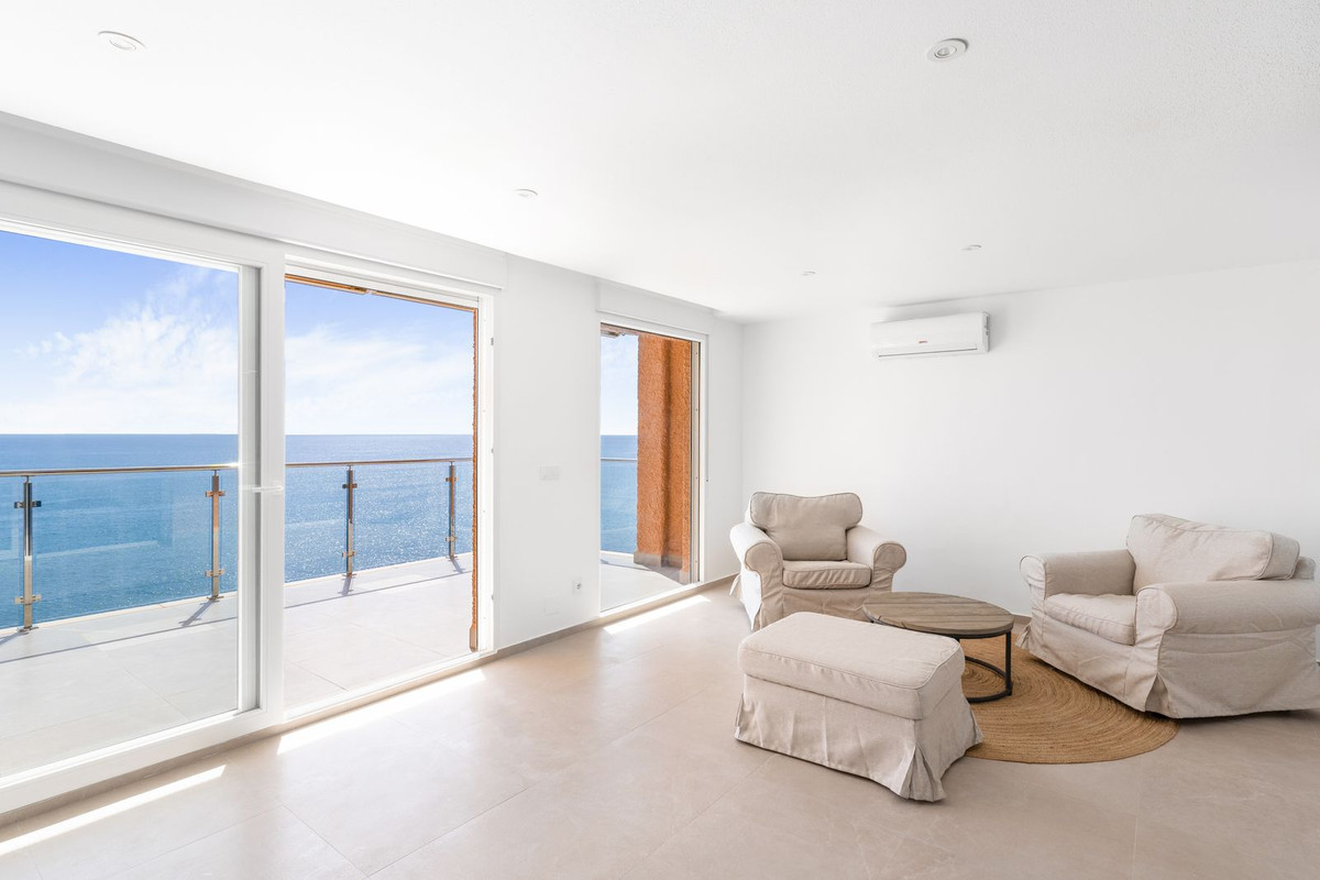 Se vende Apartamento en Planta Última de 2 dormitorios en Costa Blanca, Alicante, España