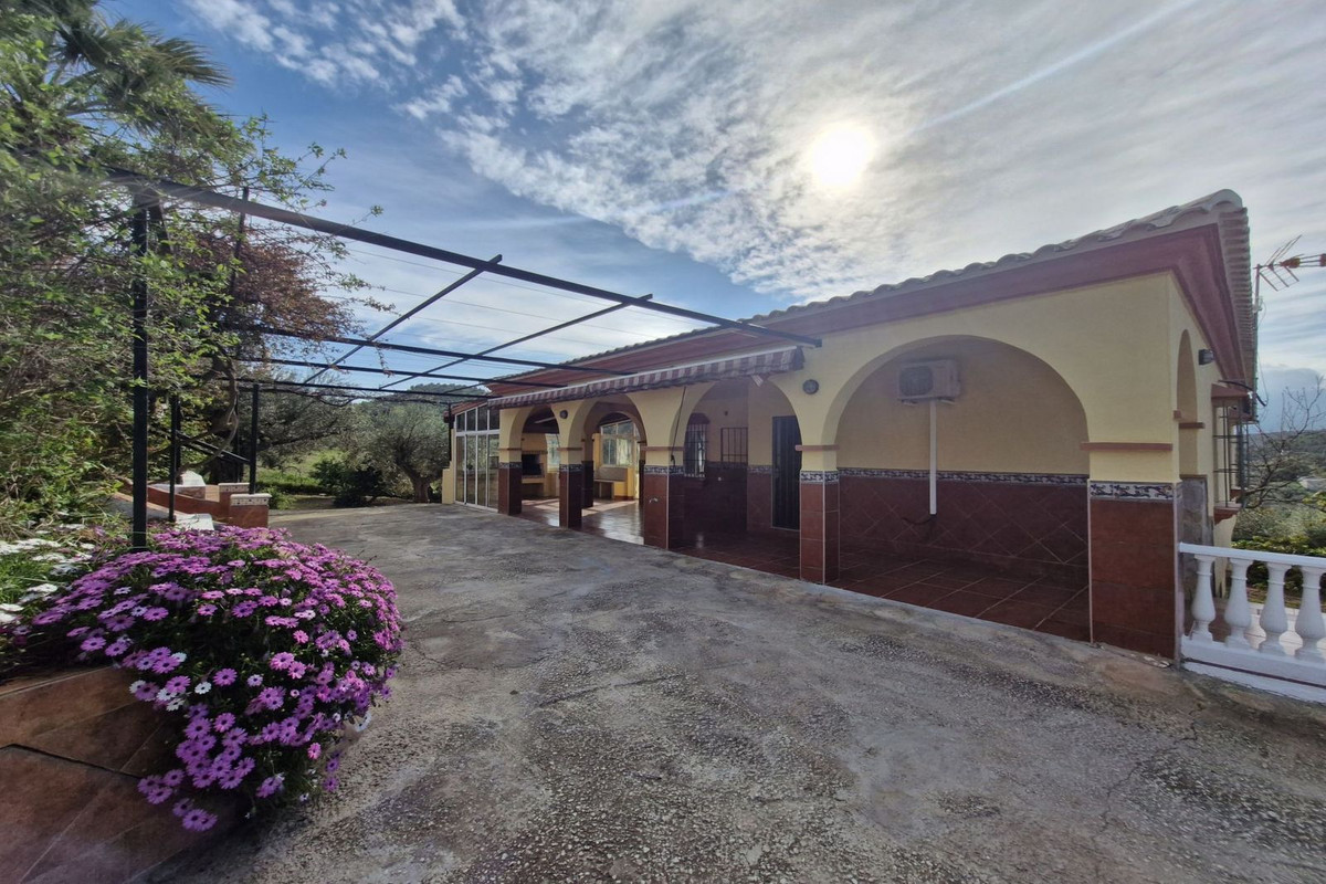 3 Bed Townhouse for sale in Coín Costa Del Sol, Málaga, Spain