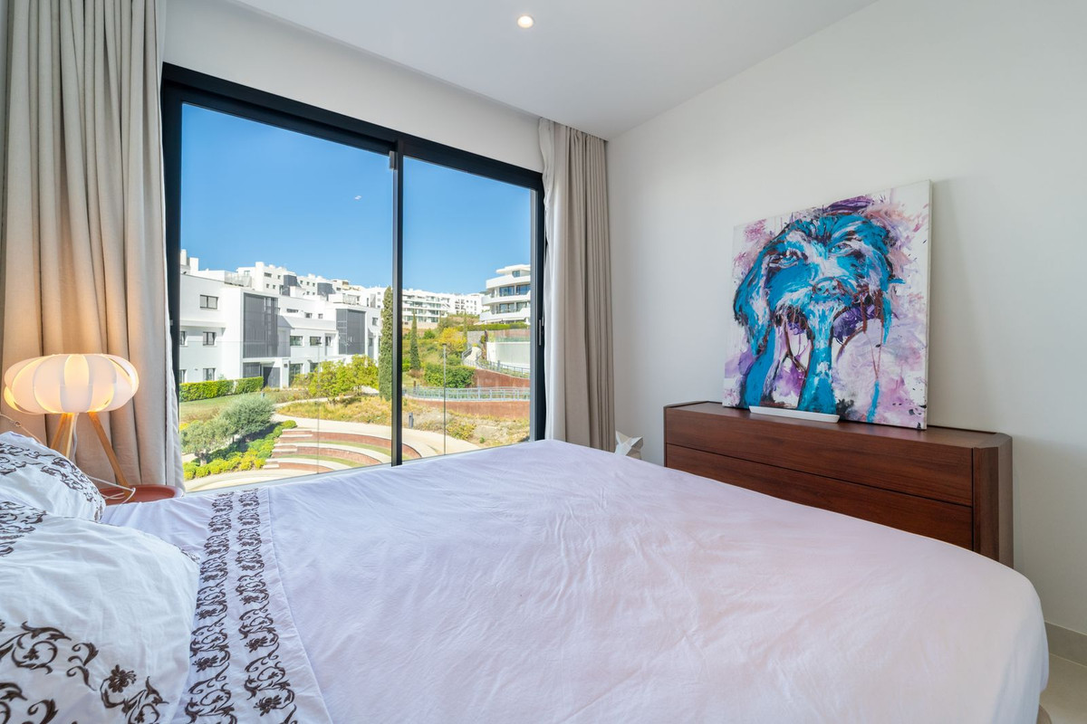2 Bed Apartment for sale in Fuengirola Costa Del Sol, Málaga, Spain