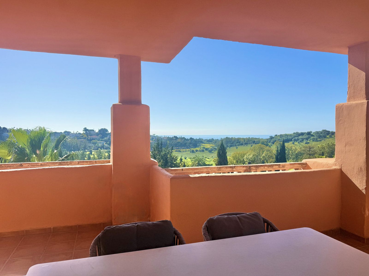 3 Bed Apartment for sale in Benahavís Costa Del Sol, Málaga, Spain