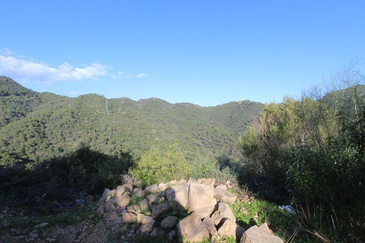 Plots for sale in Benahavís Costa Del Sol, Málaga, Spain