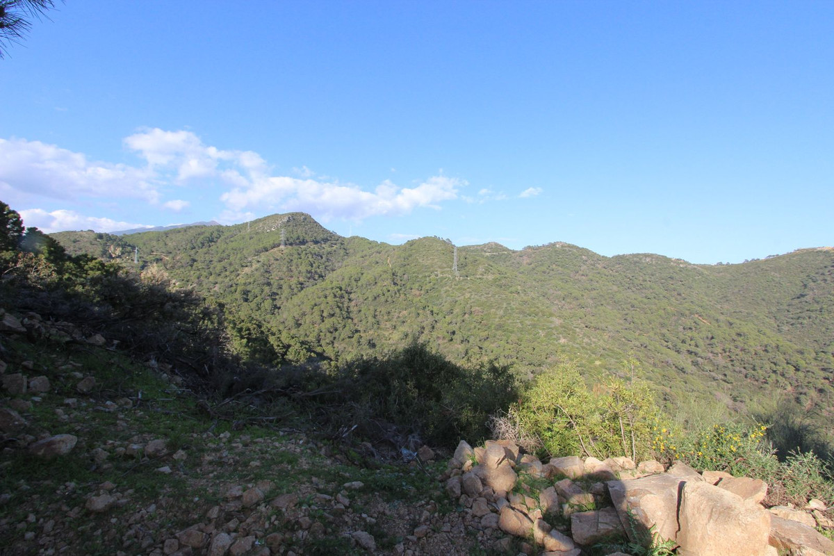 Plots for sale in Benahavís Costa Del Sol, Málaga, Spain
