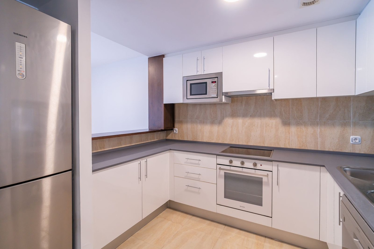 Se vende Apartamento Planta Baja de 3 dormitorios en Costa Del Sol, Málaga, España