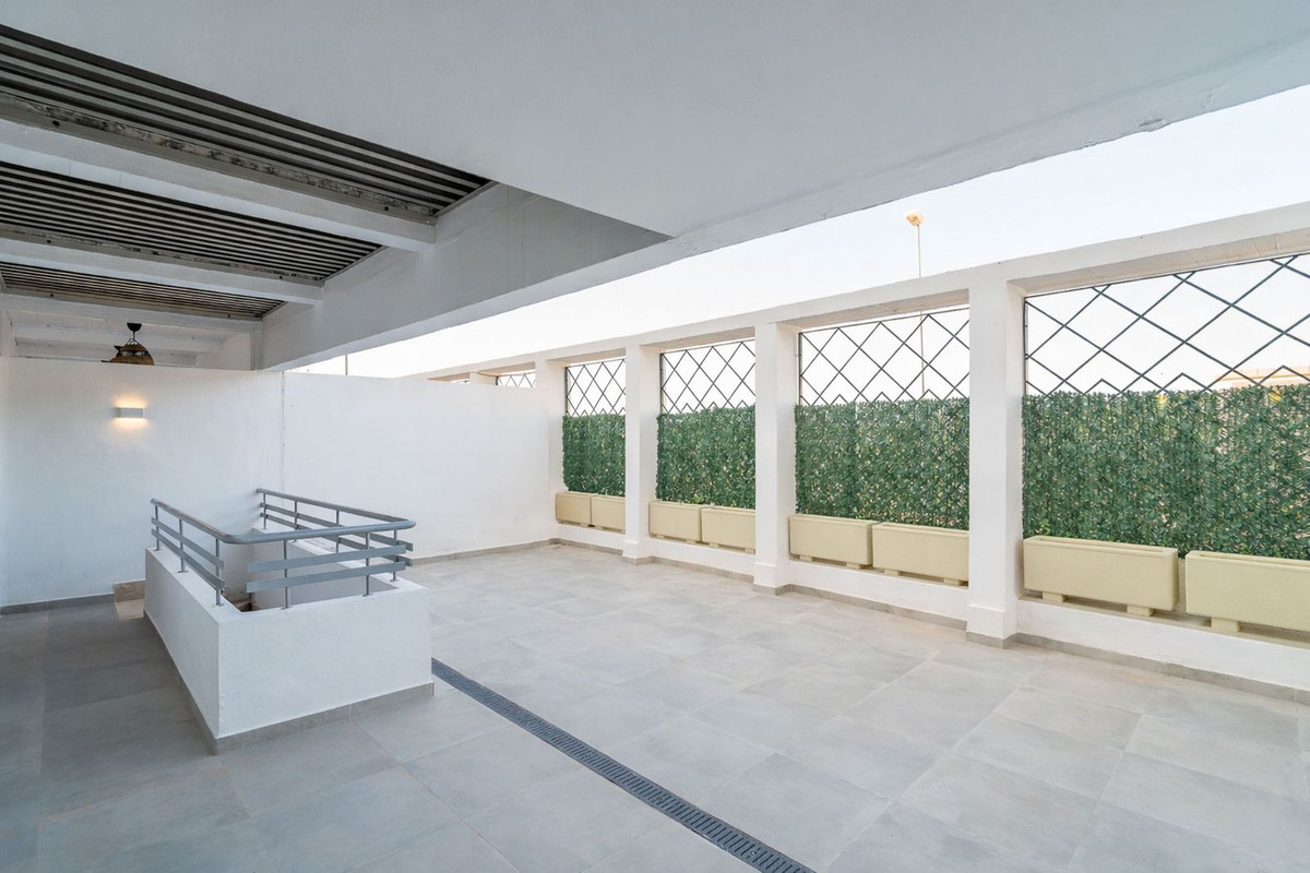 Se vende Apartamento Planta Baja de 3 dormitorios en Costa Del Sol, Málaga, España