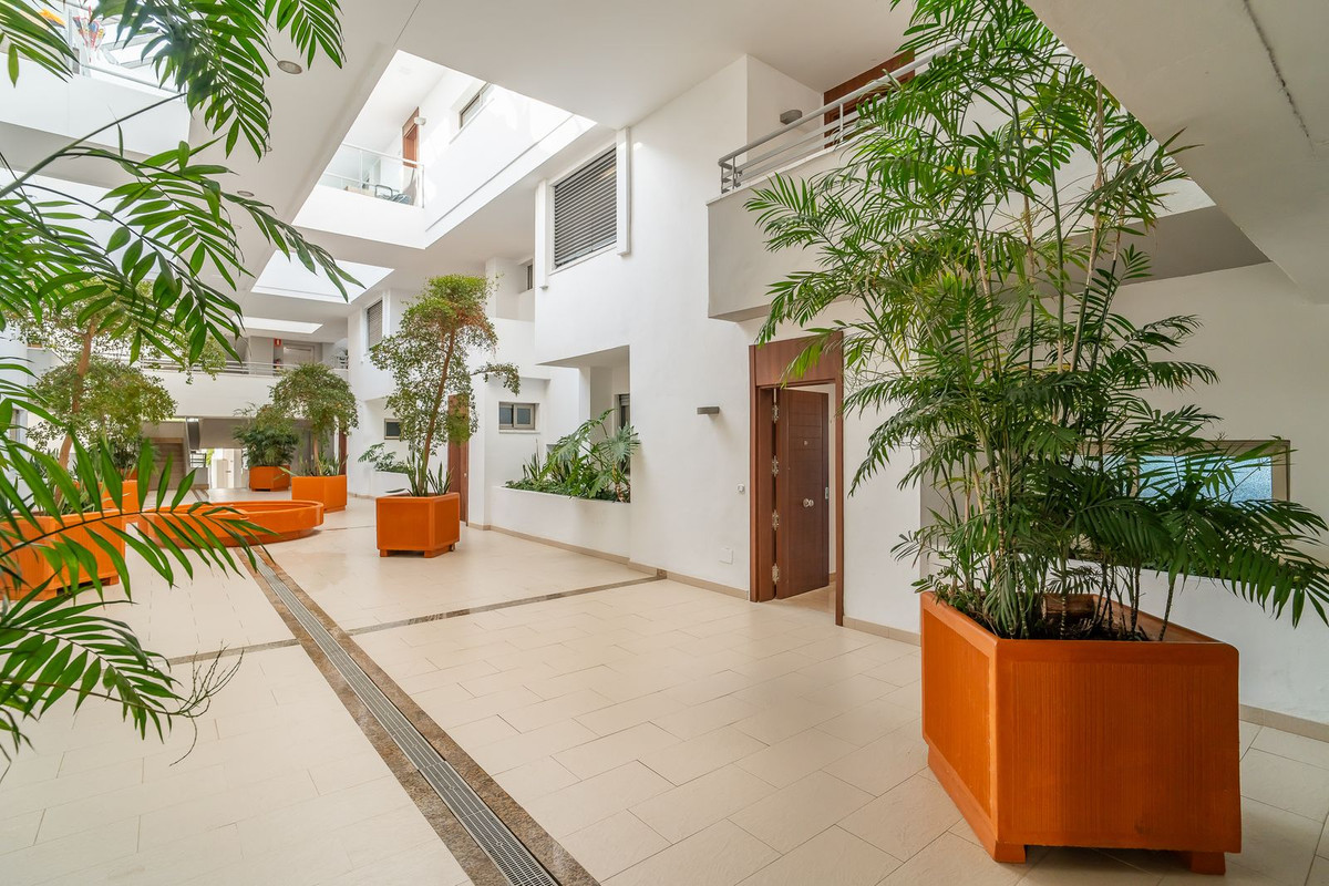 Se vende Apartamento Planta Baja de 3 dormitorios en Costa Del Sol, Málaga, España