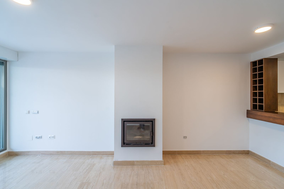 Se vende Apartamento Planta Baja de 3 dormitorios en Costa Del Sol, Málaga, España