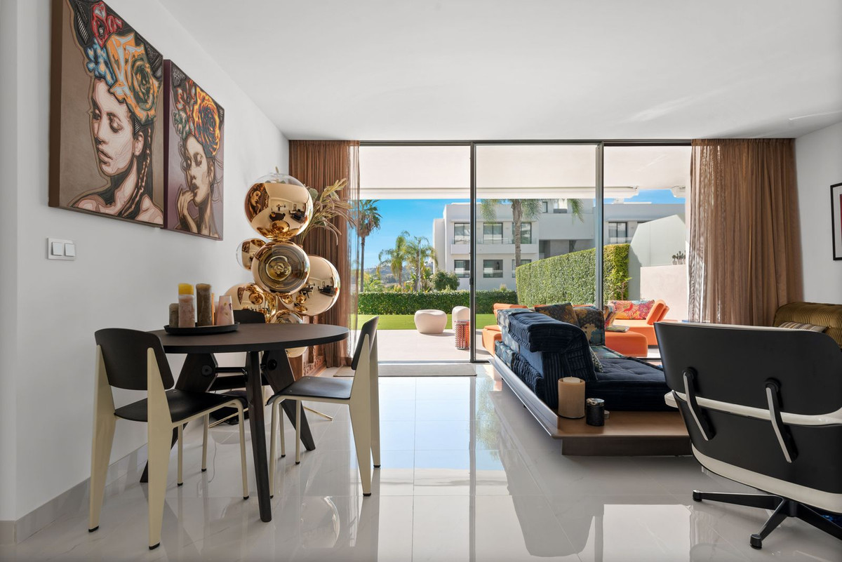 Se vende Apartamento Planta Baja de 3 dormitorios en Costa Del Sol, Málaga, España