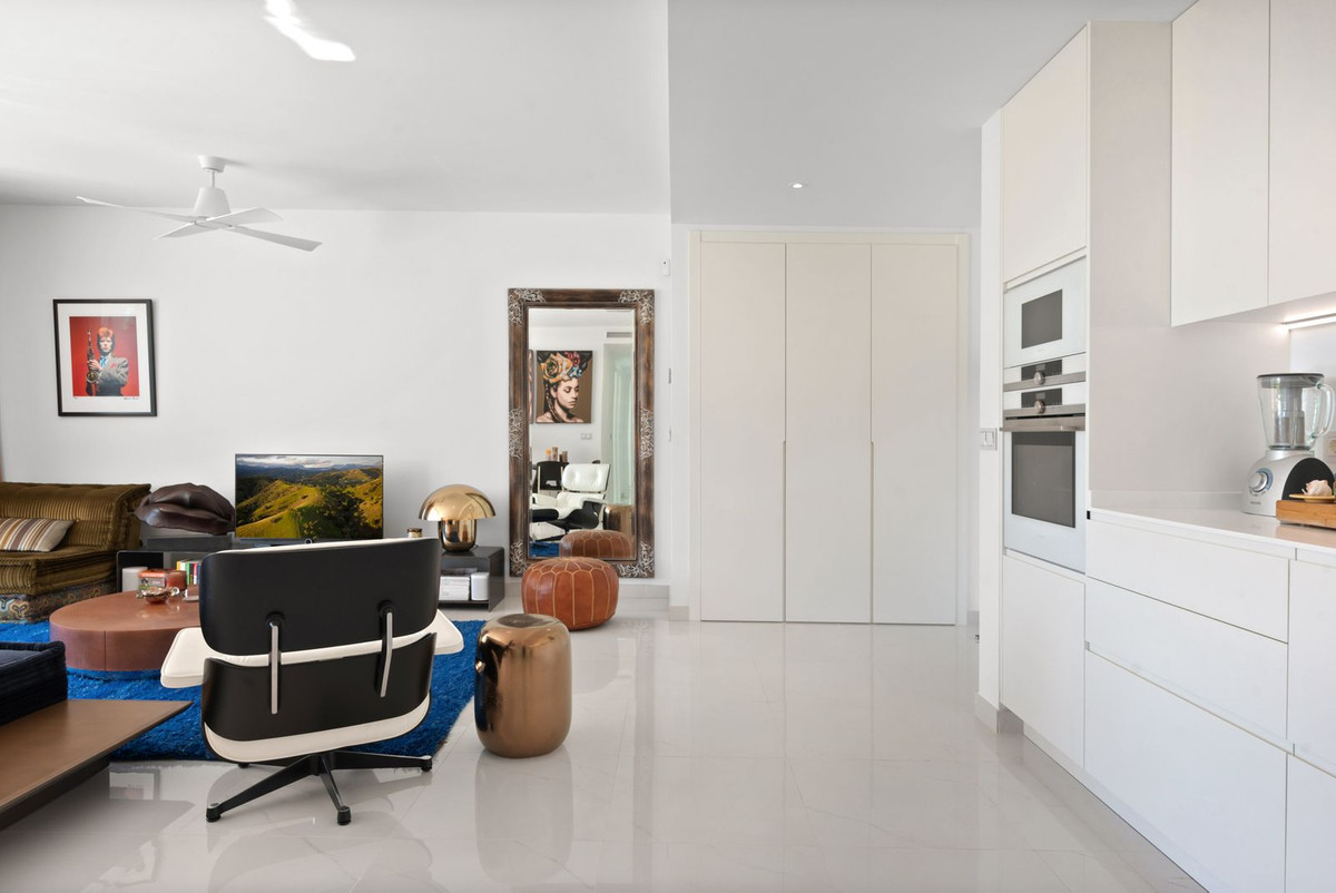 Se vende Apartamento Planta Baja de 3 dormitorios en Costa Del Sol, Málaga, España