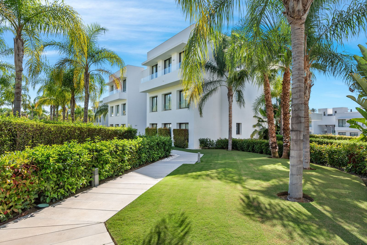Se vende Apartamento Planta Baja de 3 dormitorios en Costa Del Sol, Málaga, España