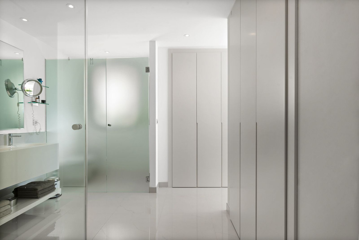 Se vende Apartamento Planta Baja de 3 dormitorios en Costa Del Sol, Málaga, España