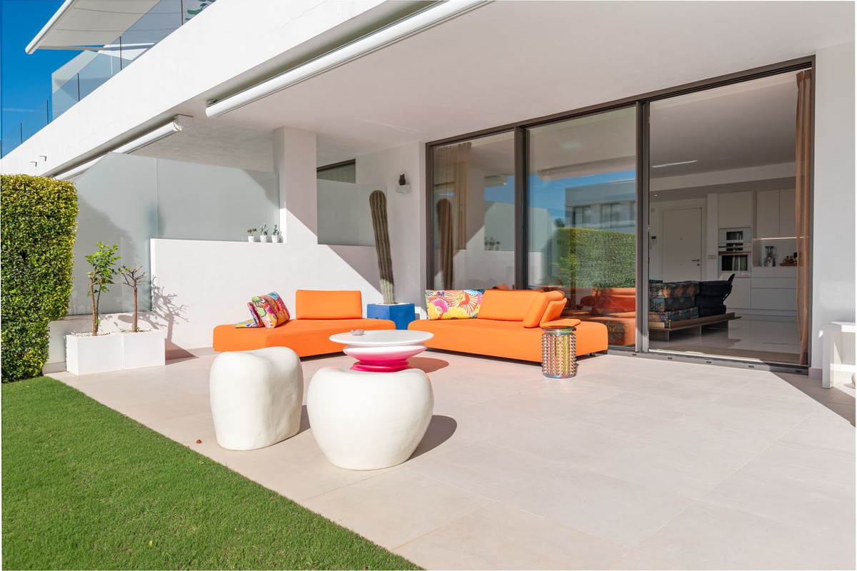 Se vende Apartamento Planta Baja de 3 dormitorios en Costa Del Sol, Málaga, España