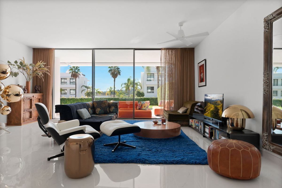 Se vende Apartamento Planta Baja de 3 dormitorios en Costa Del Sol, Málaga, España