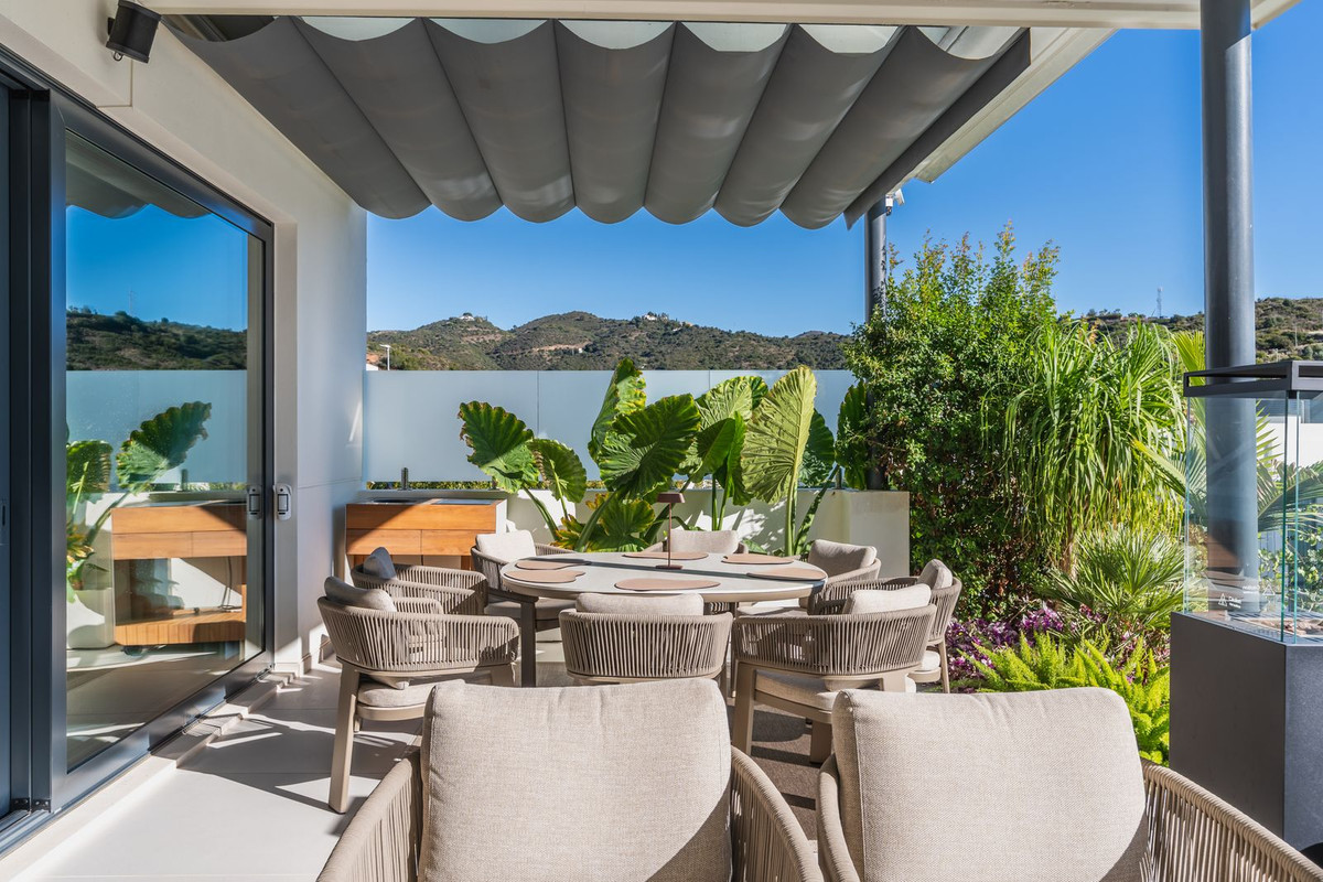 4 Bed Townhouse for sale in Santa Clara Costa Del Sol, Málaga, Spain