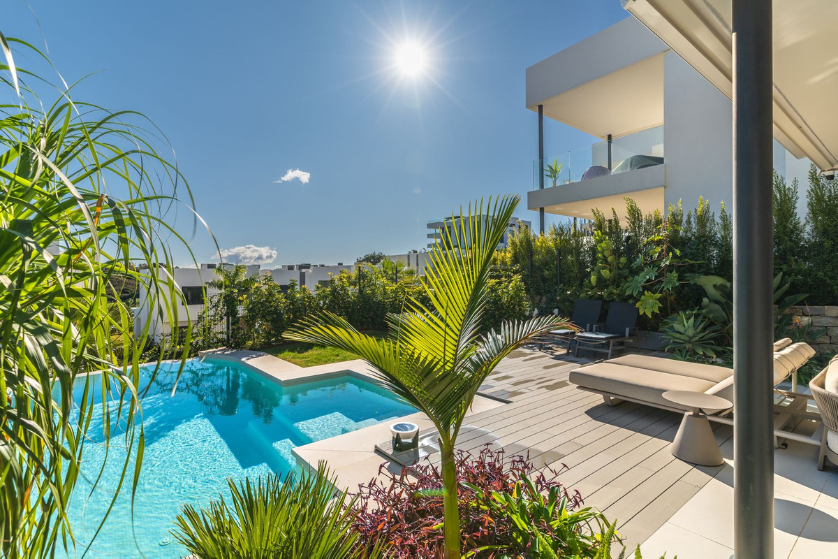 4 Bed Townhouse for sale in Santa Clara Costa Del Sol, Málaga, Spain