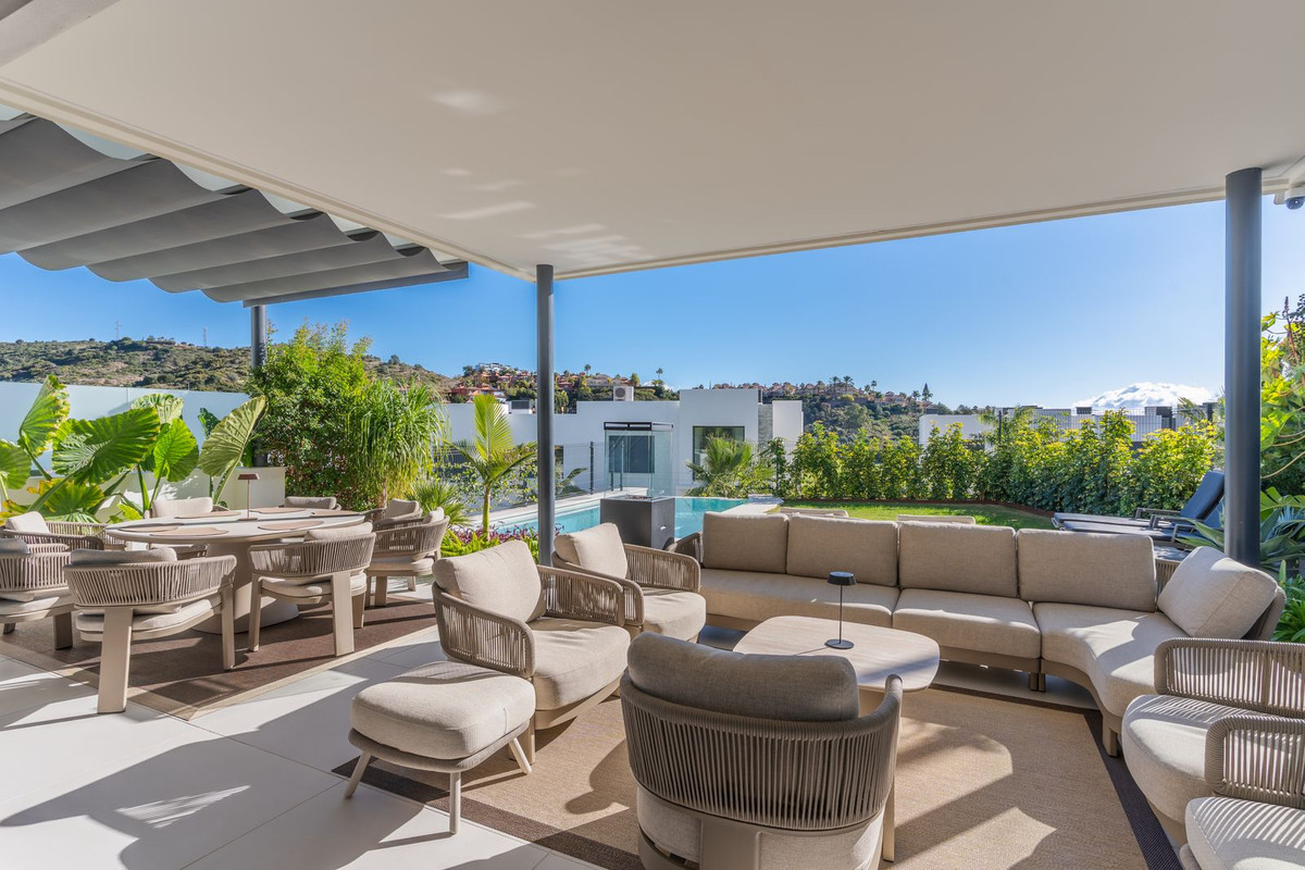 4 Bed Townhouse for sale in Santa Clara Costa Del Sol, Málaga, Spain