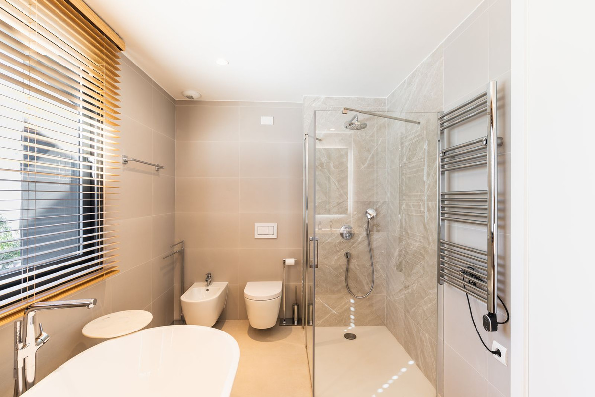 4 Bed Townhouse for sale in Santa Clara Costa Del Sol, Málaga, Spain