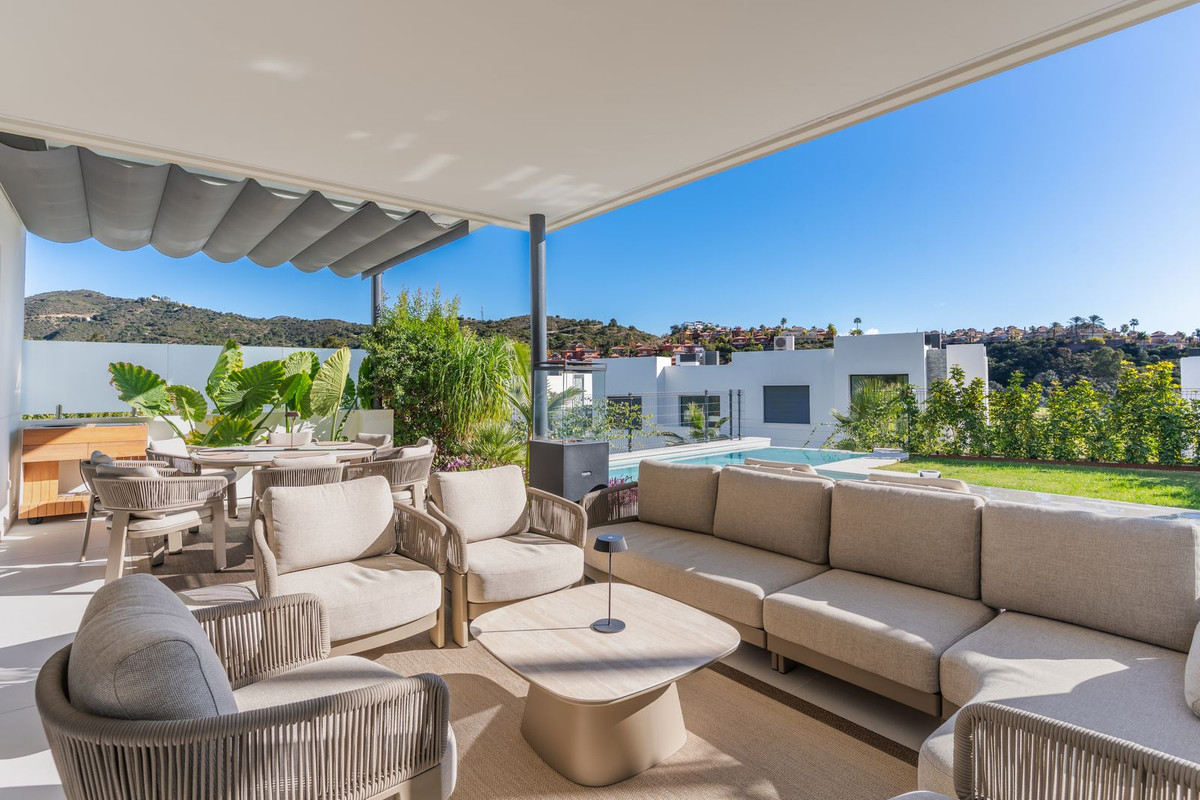 4 Bed Townhouse for sale in Santa Clara Costa Del Sol, Málaga, Spain