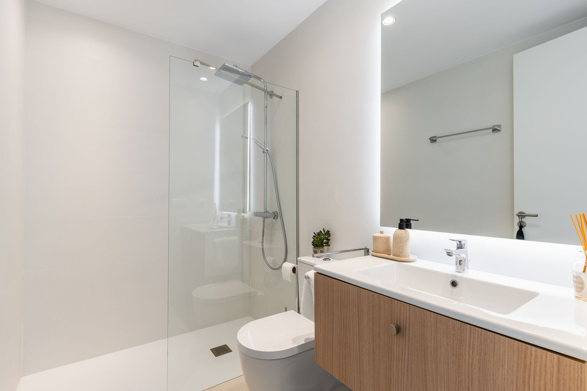 4 Bed Townhouse for sale in Santa Clara Costa Del Sol, Málaga, Spain