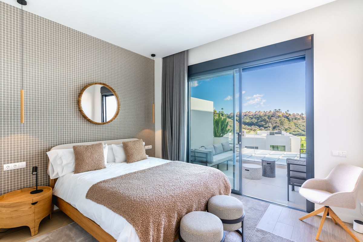 4 Bed Townhouse for sale in Santa Clara Costa Del Sol, Málaga, Spain