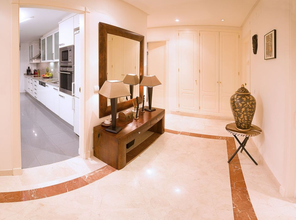 Se vende Apartamento Planta Baja de 2 dormitorios en Costa Del Sol, Málaga, España