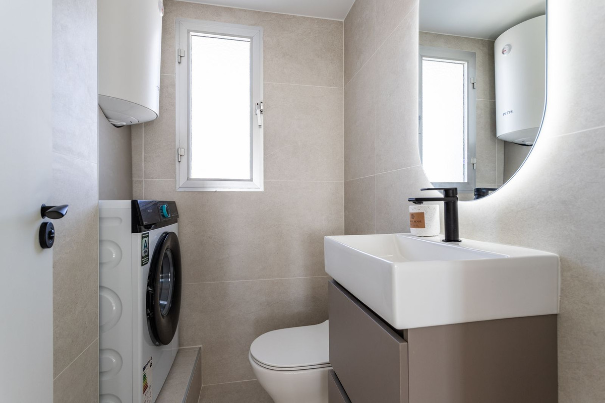 2 Bed Apartment for sale in Riviera Del Sol Costa Del Sol, Málaga, Spain