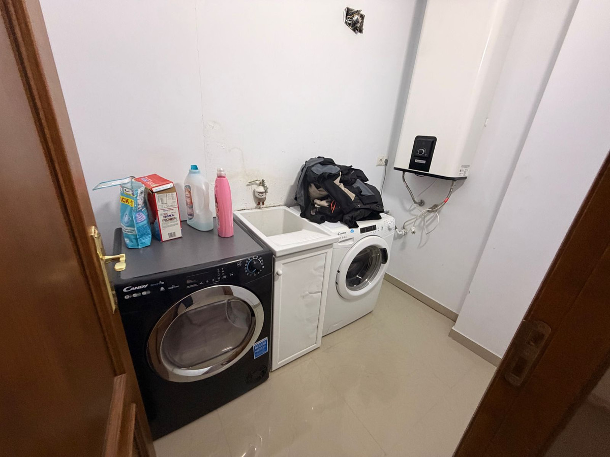 4 Bed Townhouse for sale in Coín Costa Del Sol, Málaga, Spain